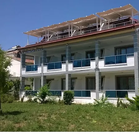 Apartament Palmaris *